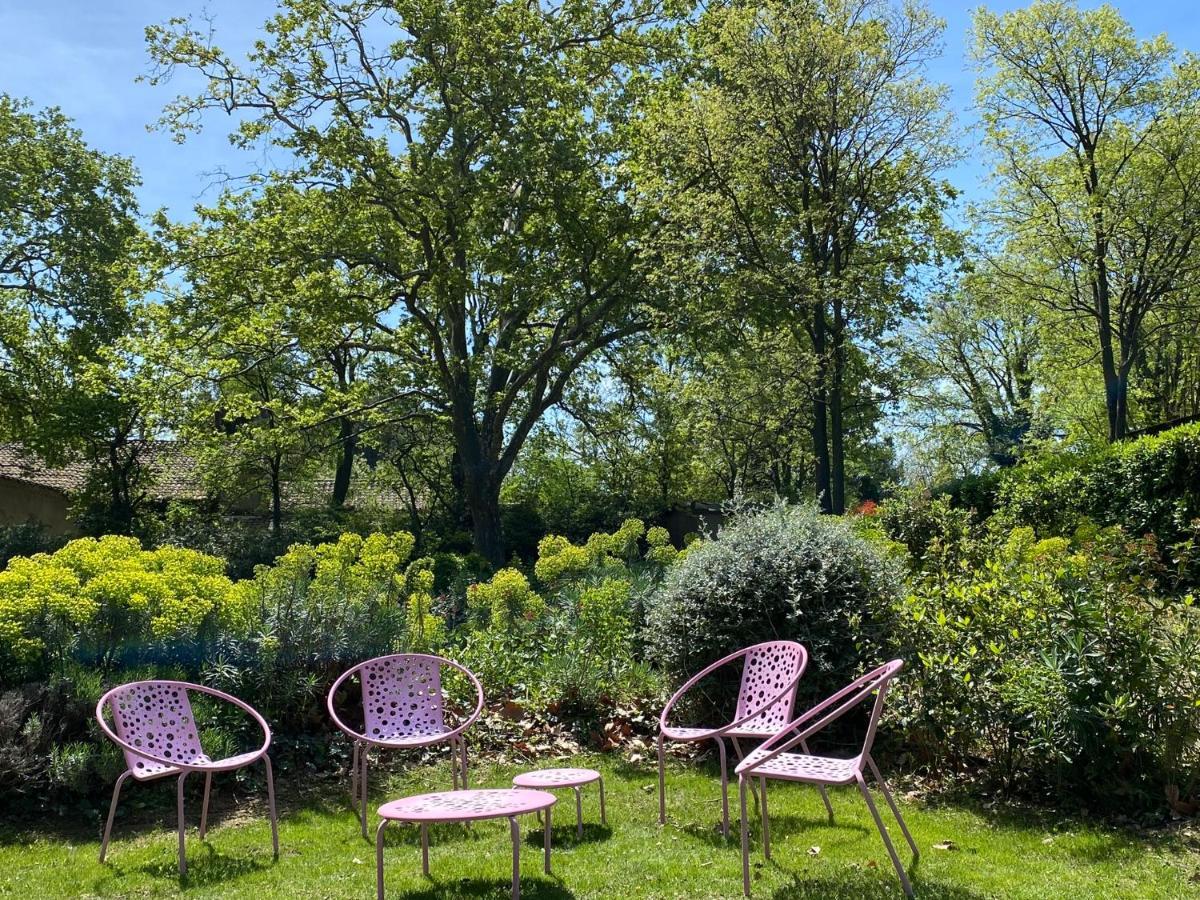 Ermitage Notre Dame De Vacquieres Bed & Breakfast Noves Exterior photo