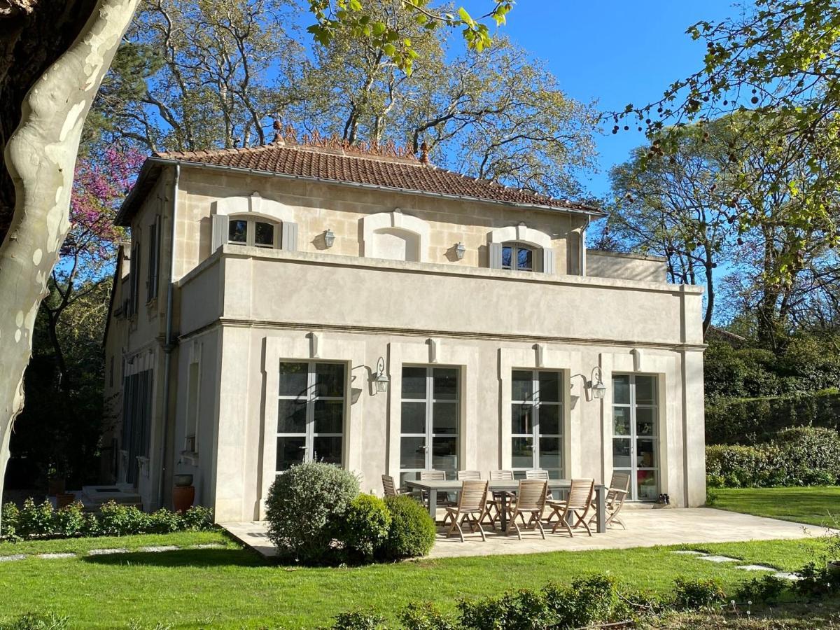 Ermitage Notre Dame De Vacquieres Bed & Breakfast Noves Exterior photo